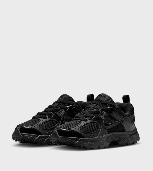 Nike Nike - Black Low Top