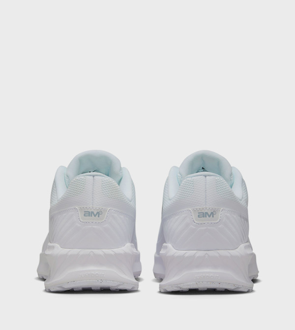 Nike Sneakers - White Low Top