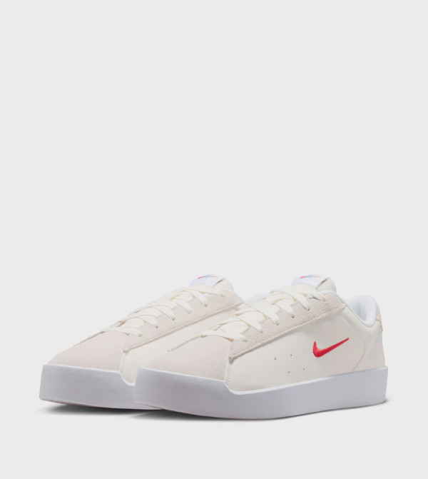 Nike  Sneakers - Cream Low Top