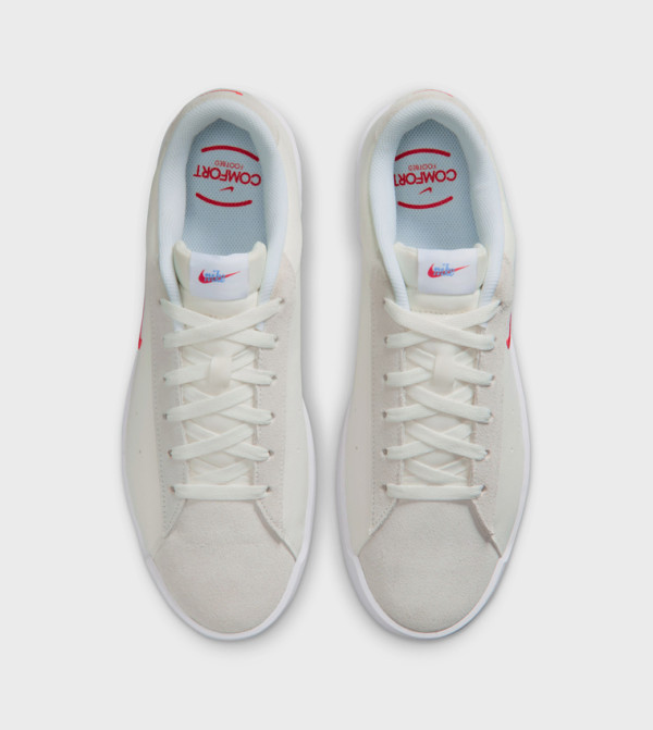 Nike  Sneakers - Cream Low Top