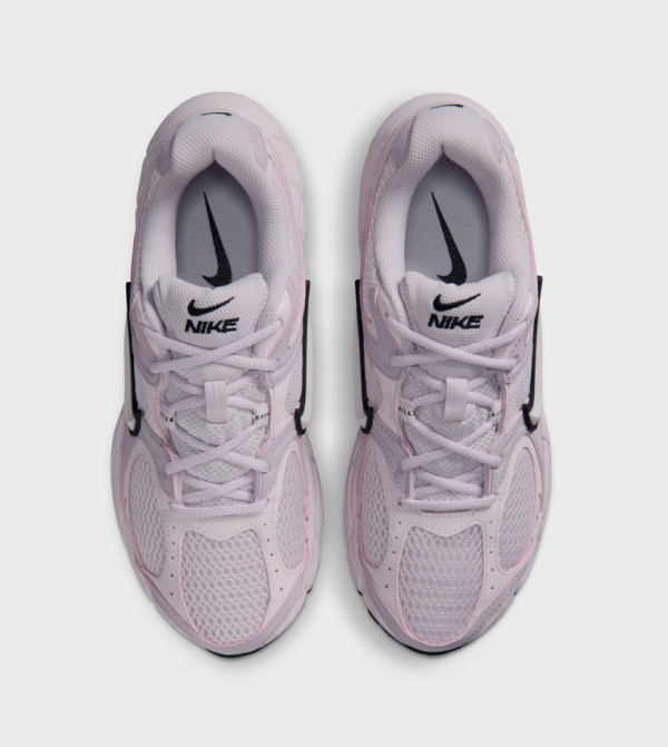 Nike Sneakers - Pink Low Top