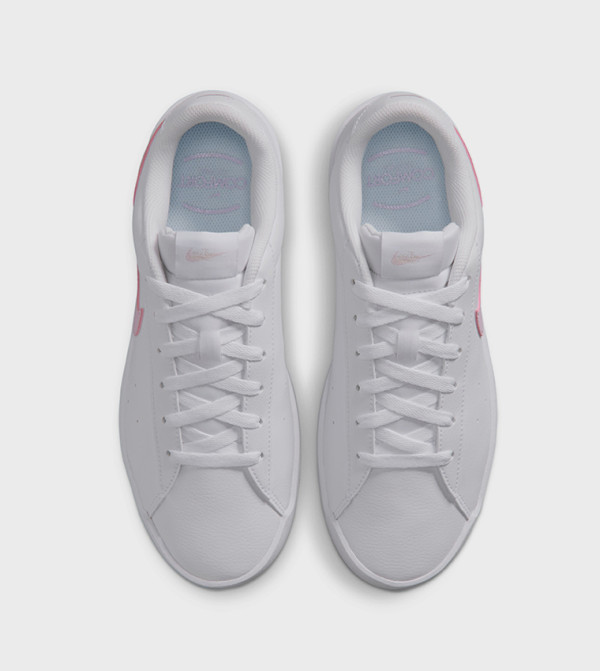 Nike Nike - White Low Top