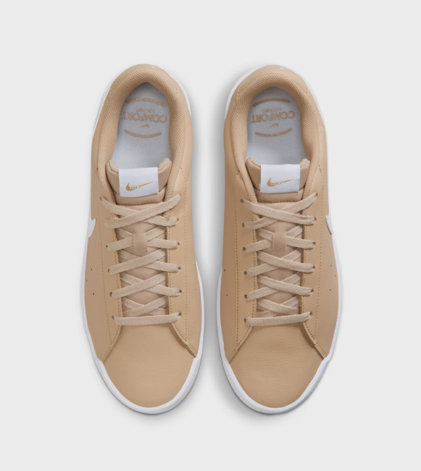 Nike Nike - Beige Low Top