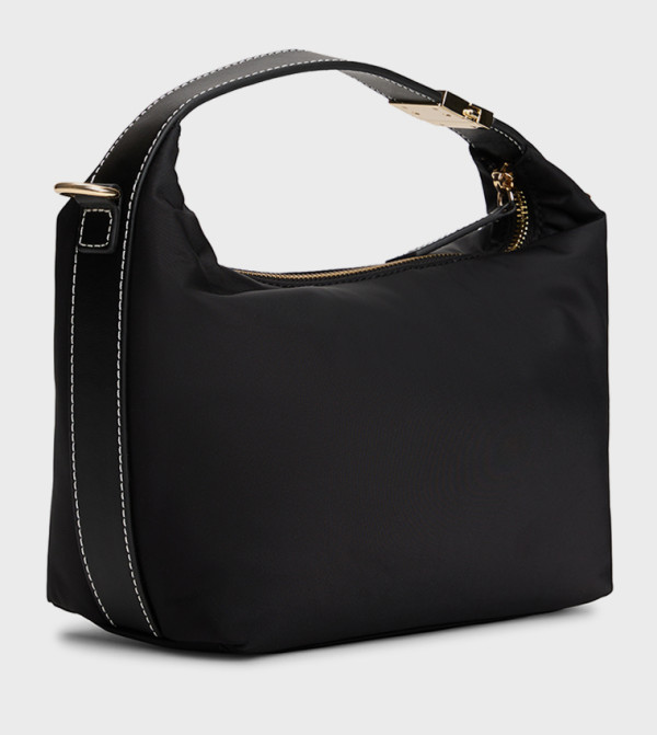 Tommy Hilfiger Tommy Hilfiger - Black Handheld Bags