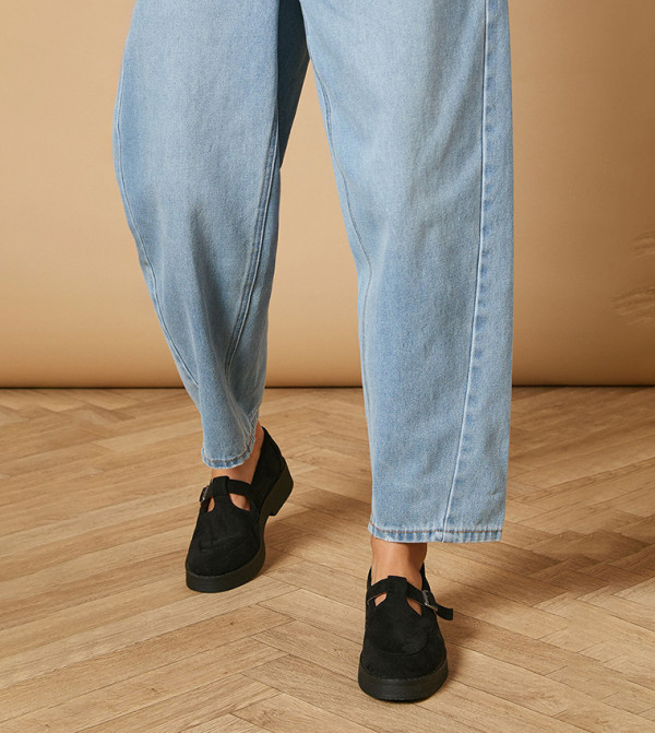Oasis - Outlet  - Black Low Top