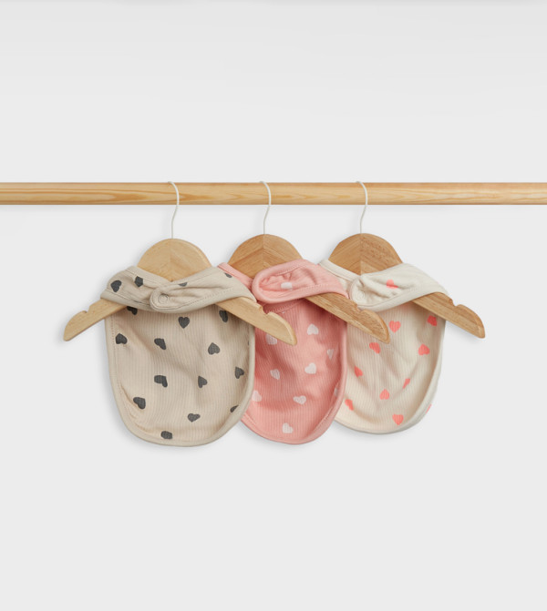 BABIES & MORE  Bibs & Hanky - Multi Bibs & Hanky