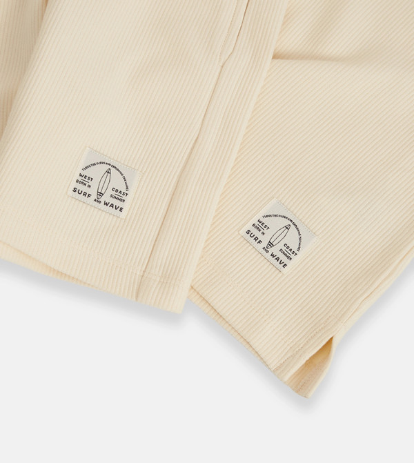 بيبيز آند مور  ملابس - كريمي  "مجموعات الملابس "