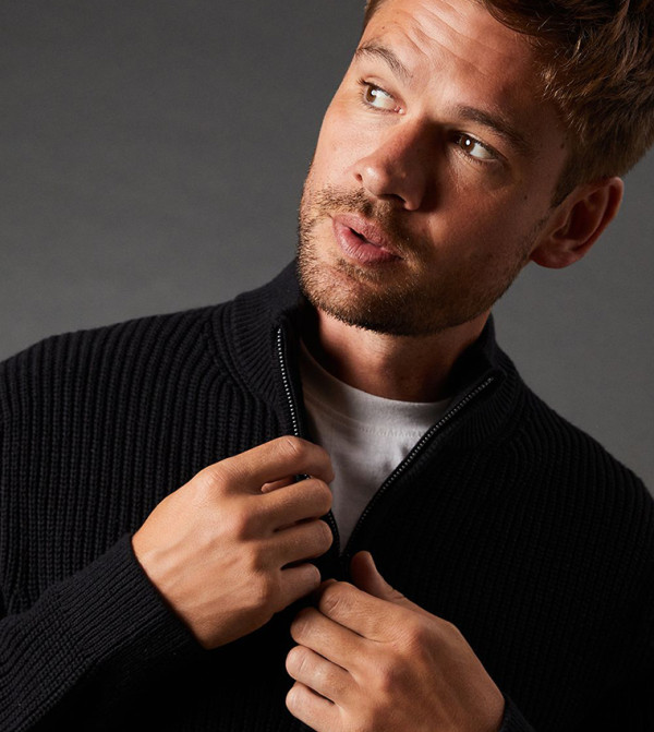 بورتون - اوتليت سترات بياقة السلحفاة - أسود Turtle neck Sweaters