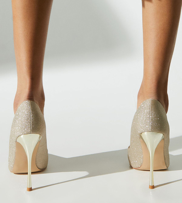 Coast - Outlet  - Beige Pumps