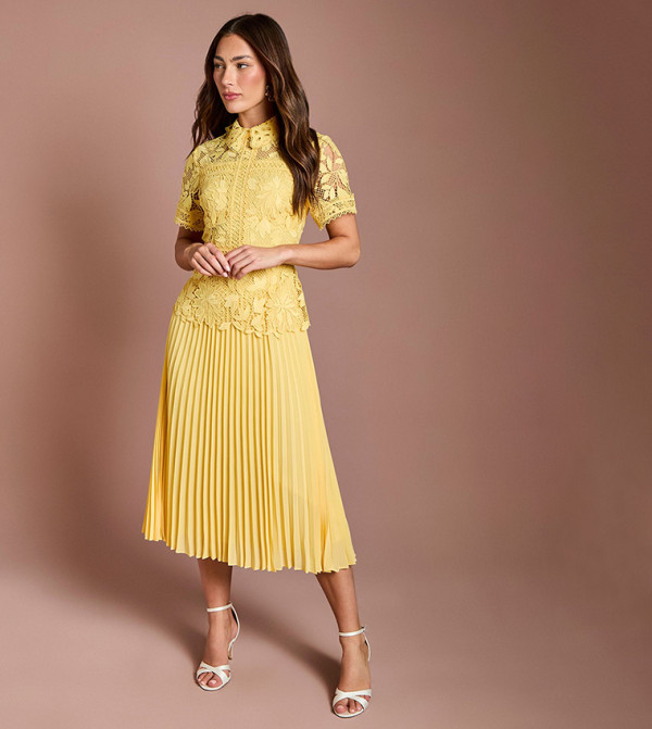 كوست كوست - أصفر Midi Dresses