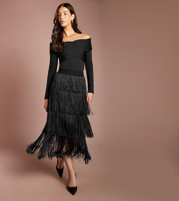 كوست  تنانير - أسود Midi Skirts
