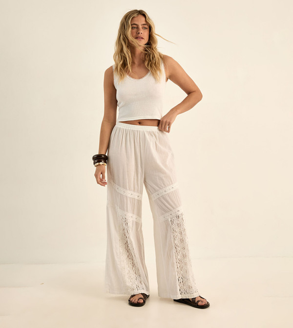 ناستي غال  ملابس سباحة - كريمي  Beachwear & Accessories