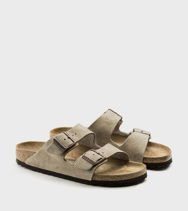 بيركنستوك  صنادل - رمادي داكن صنادل كاجوال