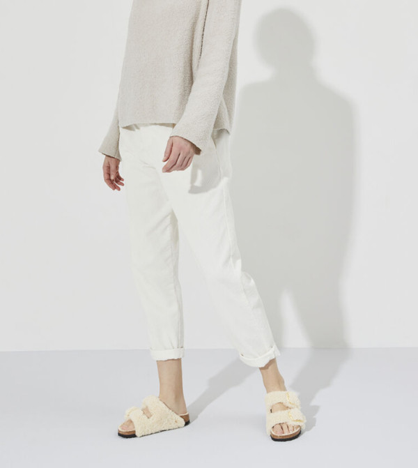 Birkenstock  - Cream Flat Sandals