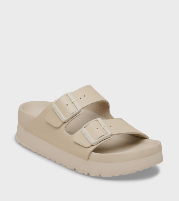 بيركنستوك  الصنادل المسطحة - بيج Flat Sandals
