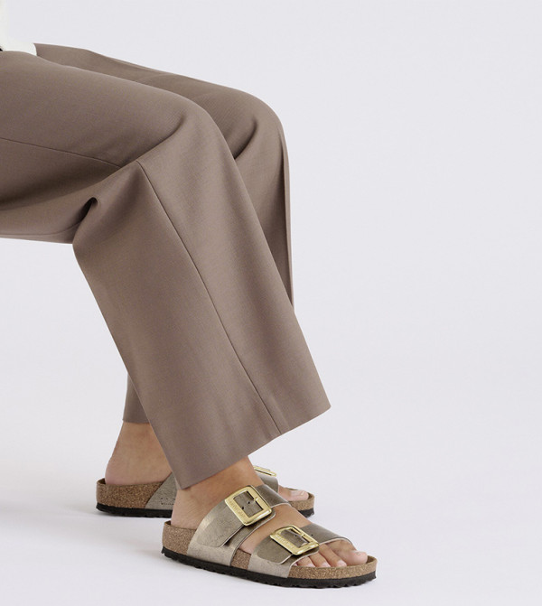 بيركنستوك بيركنستوك - بيج Flat Sandals