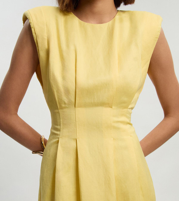 Karen Millen Karen Millen - Yellow Midi Dresses