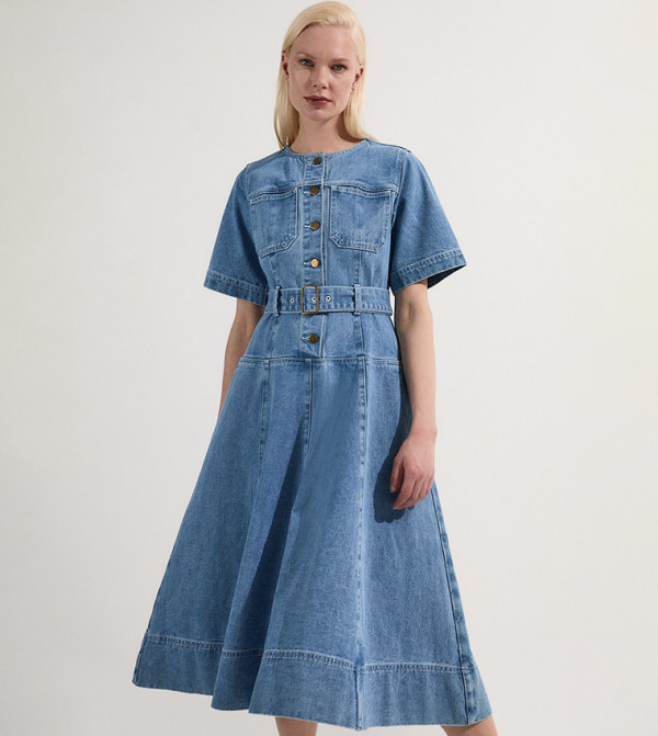 كارن ميلين  devil-wears-prada-miranda - أزرق فساتين كاجوال