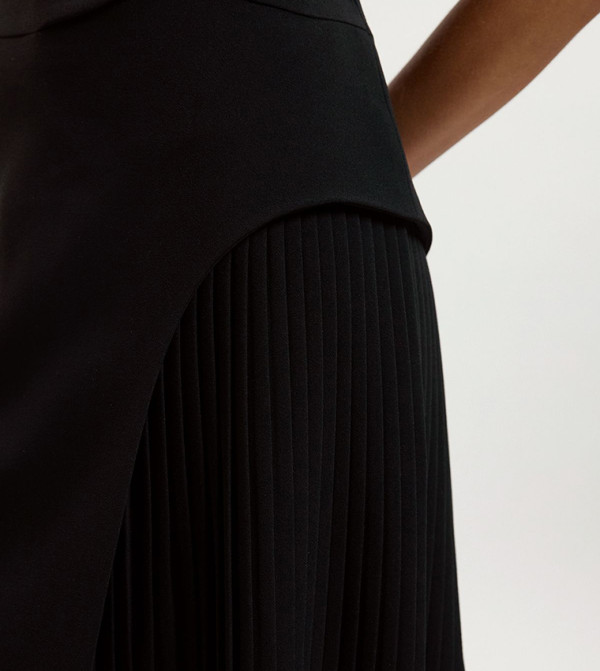 Karen Millen  Mini Skirts - Black Mini Skirts