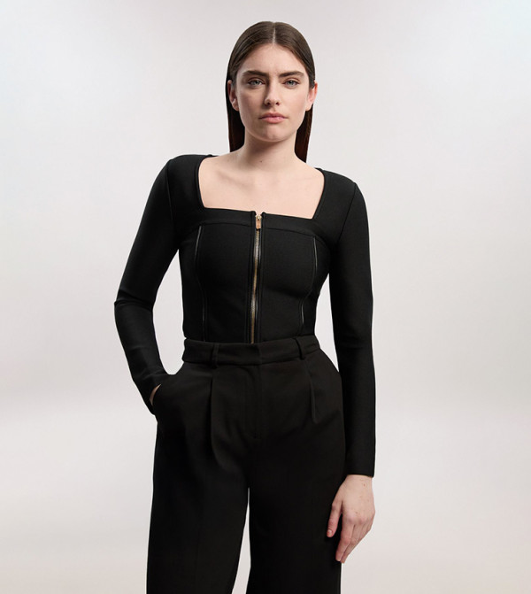 كارن ميلين  - أسود Casual Tops
