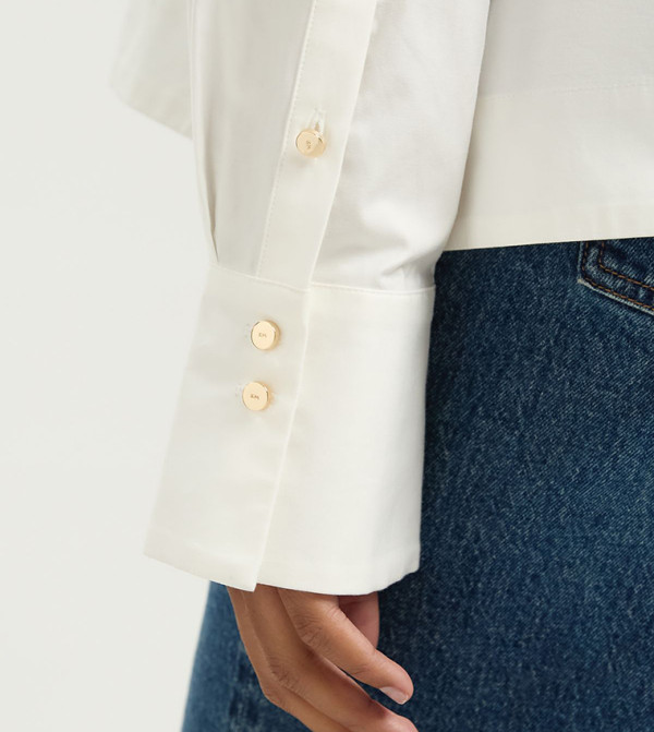 كارن ميلين  تيشيرتات وقمصان  - أبيض T-Shirts & Shirts