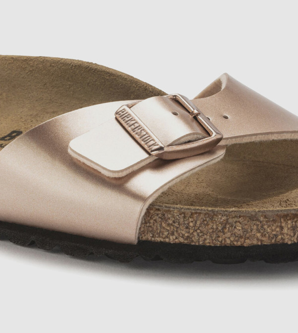 Birkenstock - Gold Flat Sandals