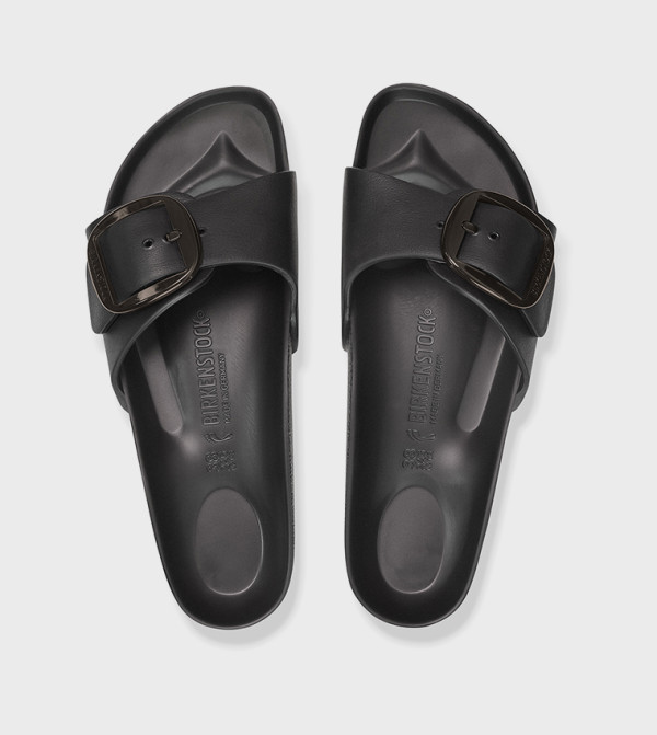 بيركنستوك  أحذية - أسود Flat Sandals