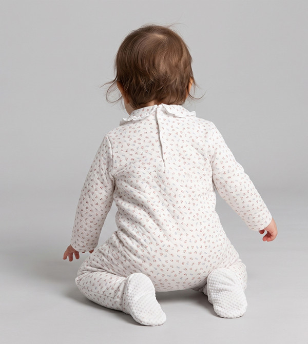 BABIES & MORE  Onepiece & Bodysuits - Cream Sleep Suits