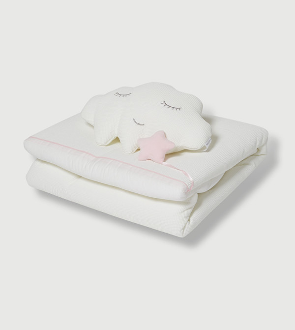 BABIES & MORE  Baby Bedding Sets & Pillows - White Baby Bedding Sets & Pillows