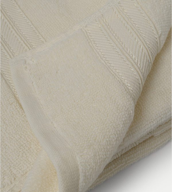 BABIES & MORE Bath Time - Beige Towels & Flannels