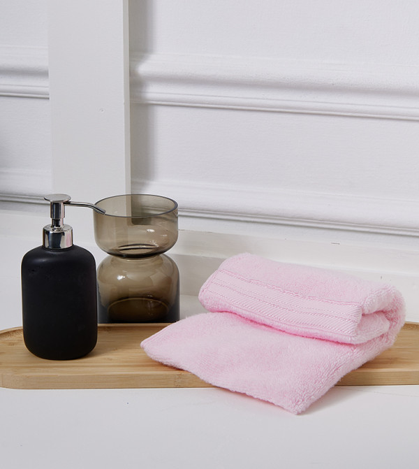 BABIES & MORE Bath Time - Pink Towels & Flannels