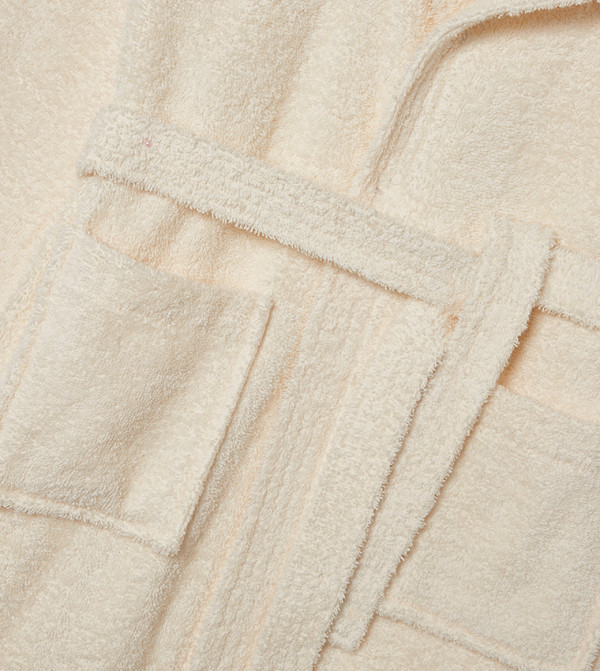 BABIES & MORE  Bath Time - Beige Towels & Flannels