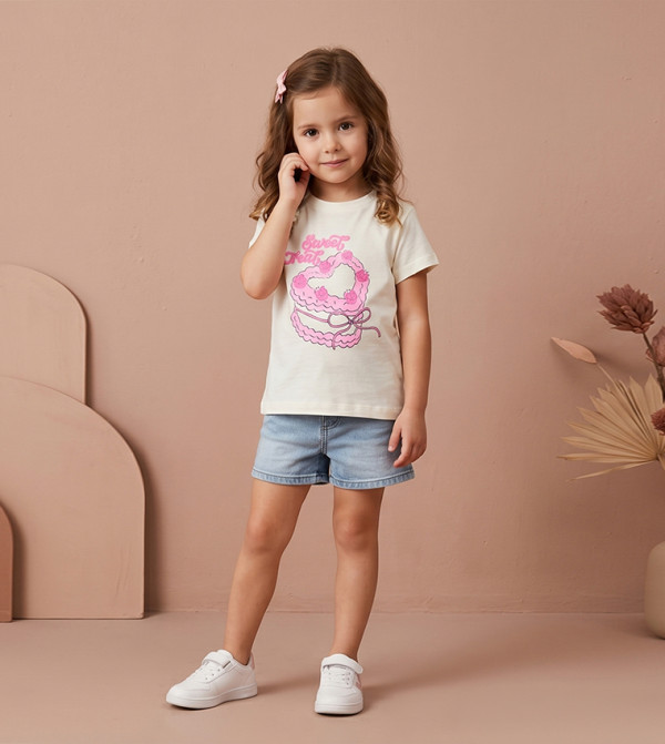 BABIES & MORE  - White T-Shirts