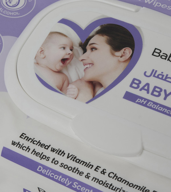 BABIES & MORE  Bath Time - White Diapering