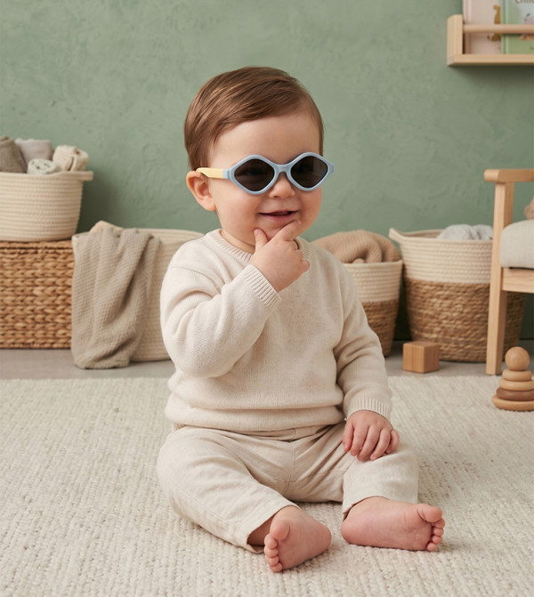 BABIES & MORE  Sunshades - Blue Sunshades