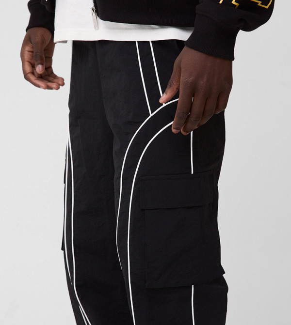 boohooMAN  Cargos - Black Cargos
