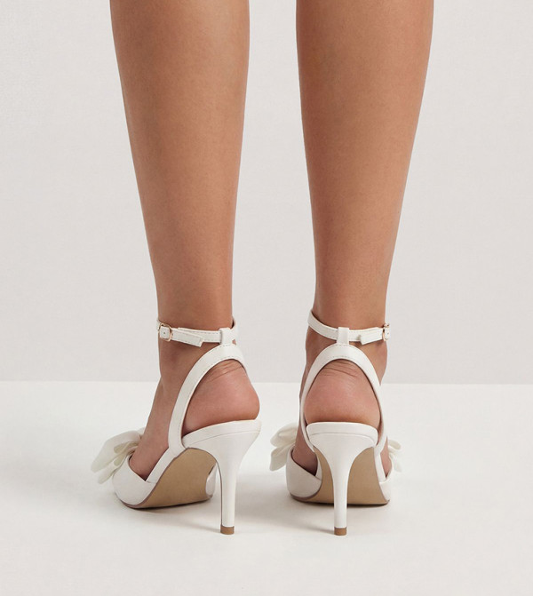 MissPap MissPap - White Pumps