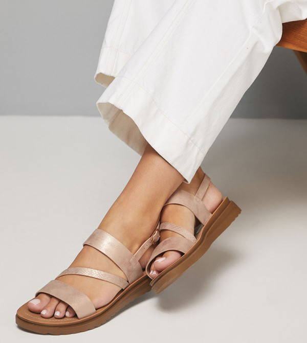 جود فور ذا سول  - ذهبي Flat Sandals