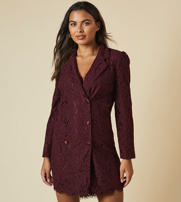 دوروثي بيركينز - أحمر فساتين كاجوال