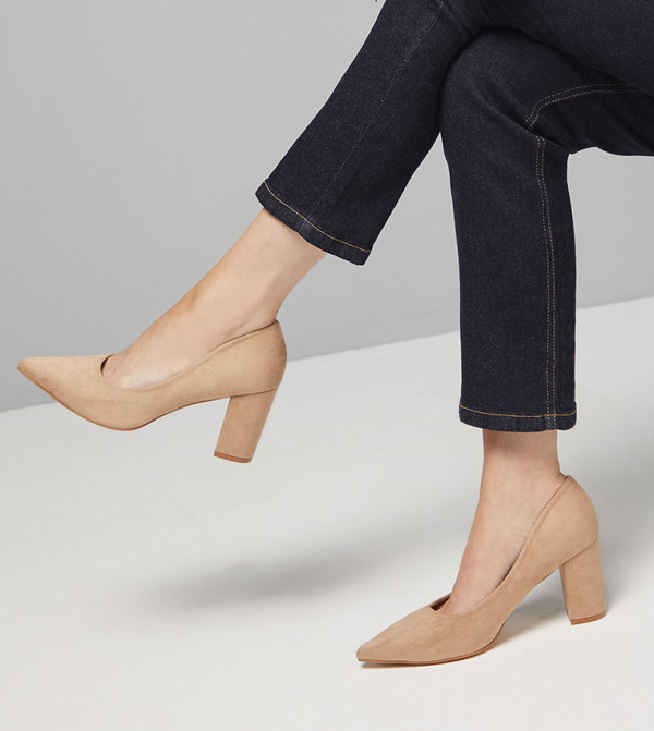 Good For the Sole  - Beige Pumps