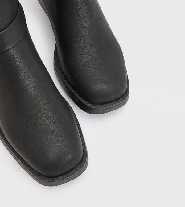 دوروثي بيركينز  بوت لمنتصف الساق - أسود Mid Calf Boots