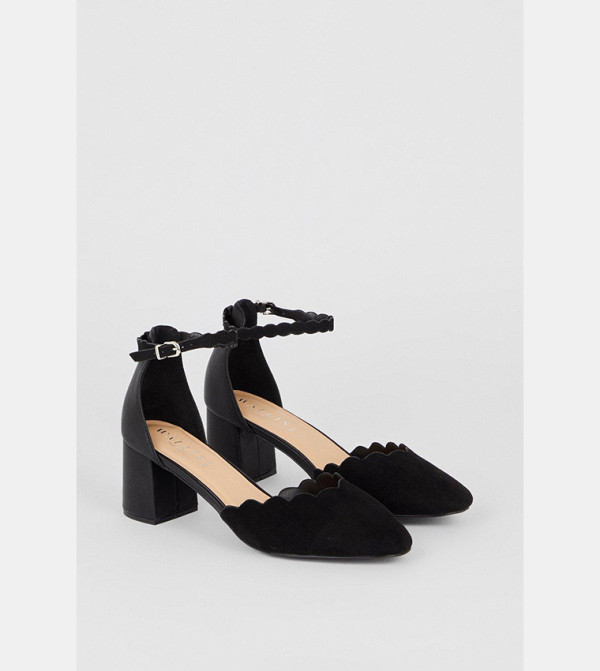 Wallis - Outlet  - Black Pumps