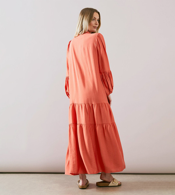 واليس - برتقالي Maxi Dresses