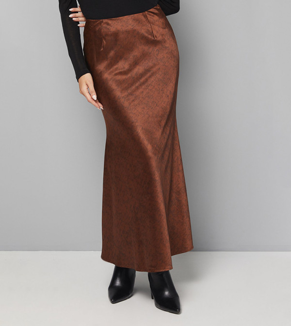 واليس واليس - بني Maxi Skirts
