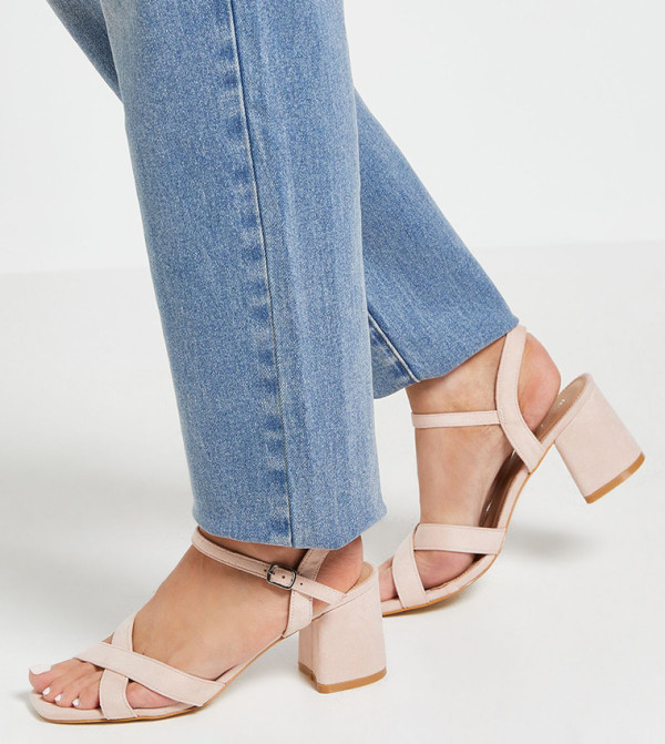 Wallis Wallis - Pink Heels