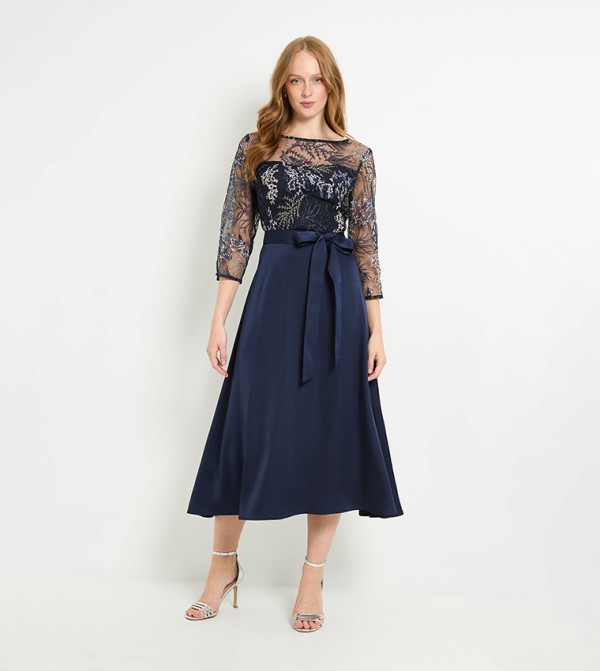 واليس   فساتين - كحلي Midi Dresses