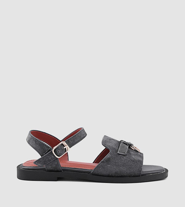 كابلي كابلي - فحمي Flat Sandals