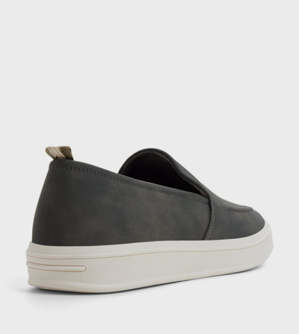 Call it Spring  Slip-ons - Black Casual Slip-ons