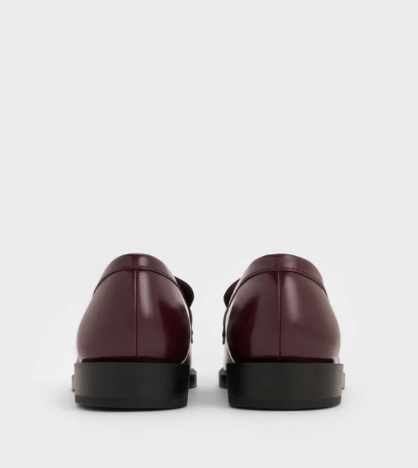 Charles & Keith  Loafers & Mocassins - Burgundy undefined