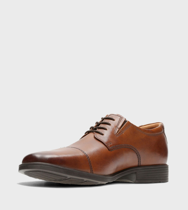 Clarks Clarks - Tan Formal Lace-Up Shoes